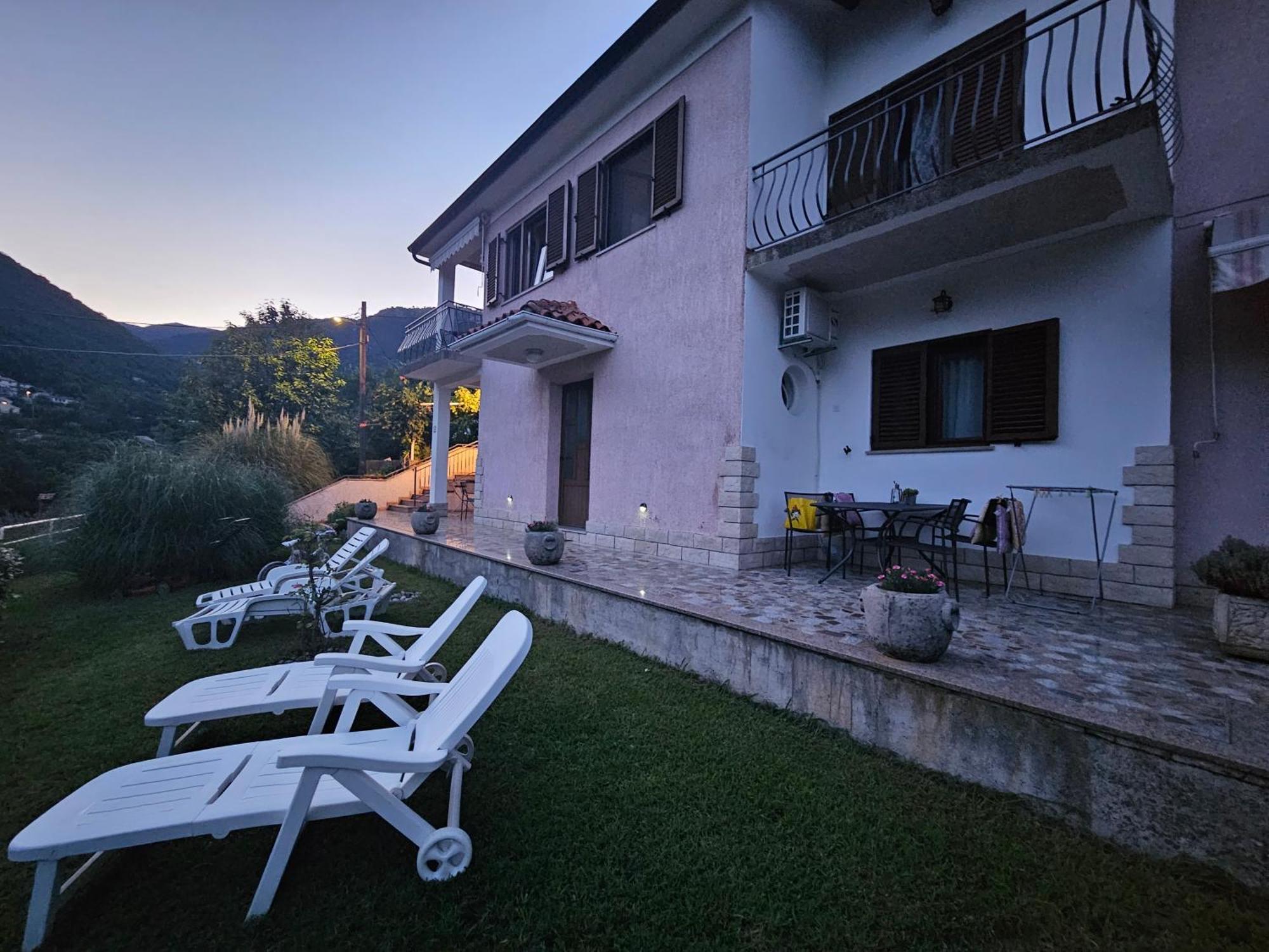 Apartments & Rooms Mikleus Mošćenička Draga Exterior foto
