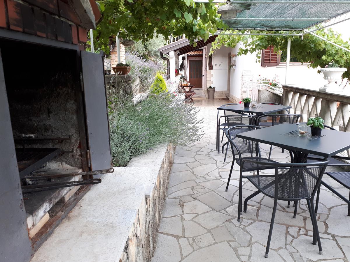Apartments & Rooms Mikleus Mošćenička Draga Exterior foto